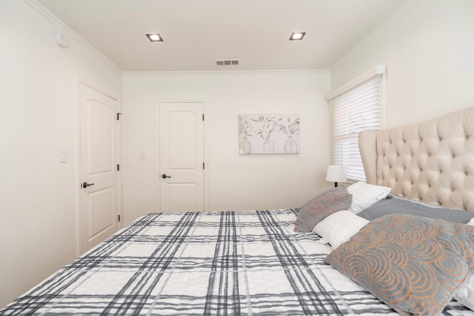Cozy Suite Near Universal Studios Лос-Анджелес Экстерьер фото
